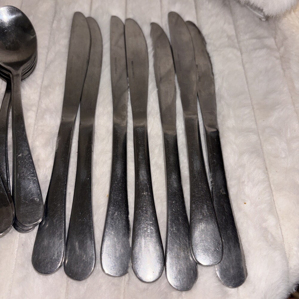 54-Piece Heavyweight Arched Handle Glossy Stainless China Flatware Service Lot - Picture 8 of 16